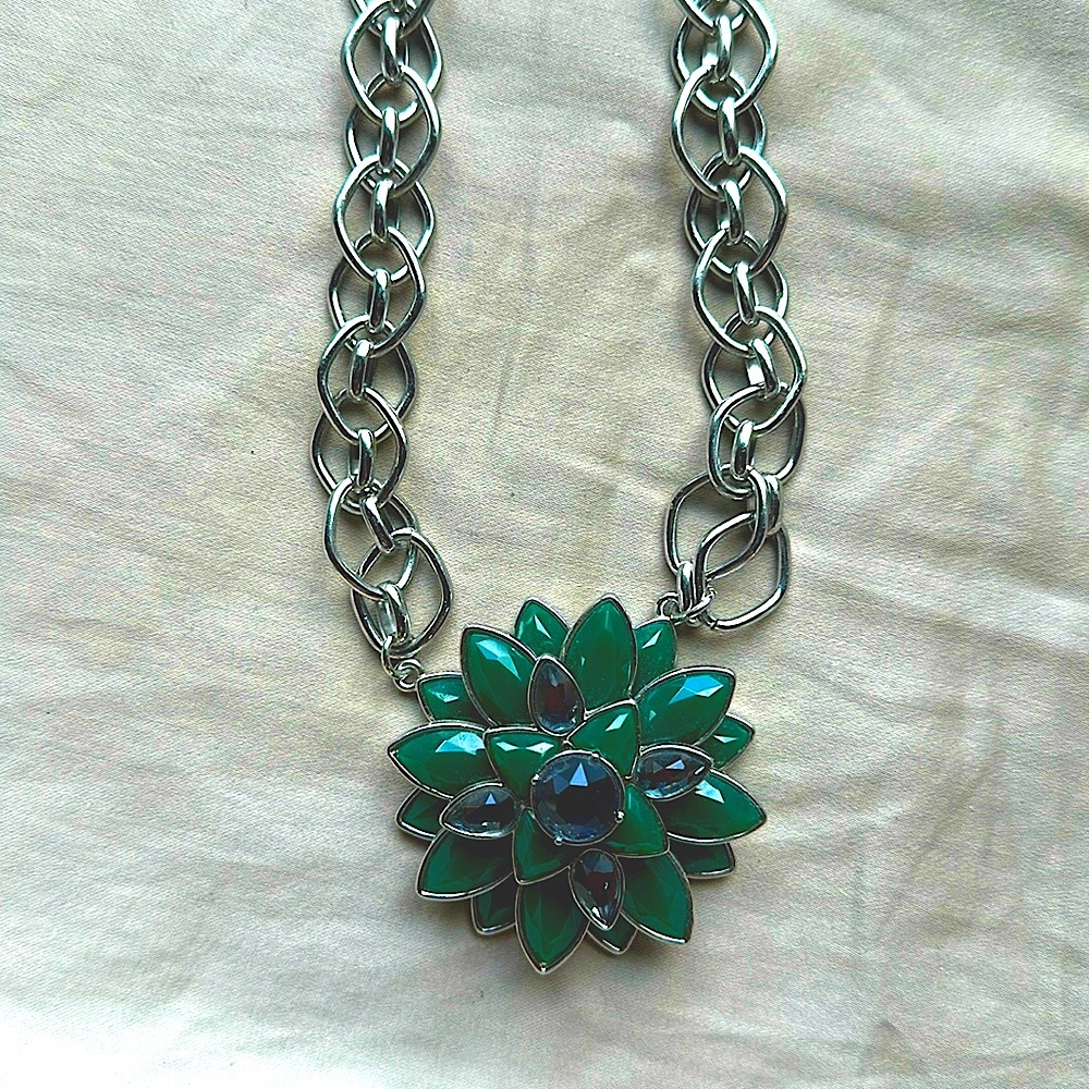 Lia Sophia Linden necklace silver green 18-23”